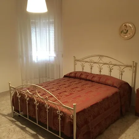 Al Campanile Bed & Breakfast *